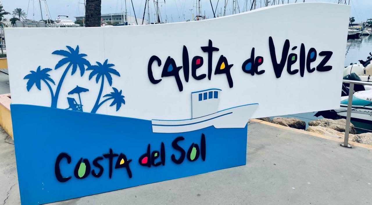 Stay Inn Caleta de Vélez Esterno foto